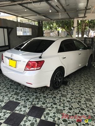 2011' Toyota photo #1