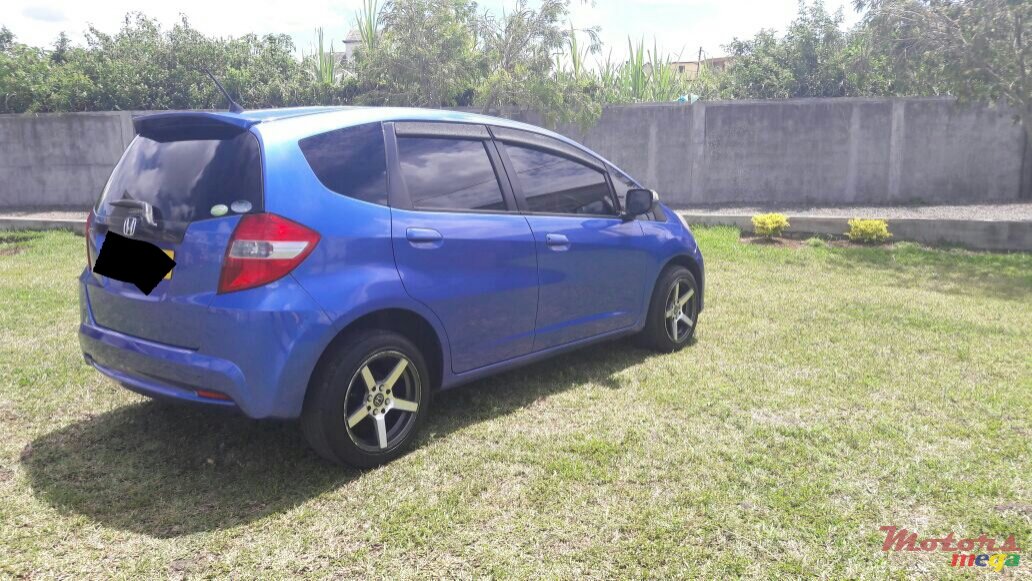 2012' Honda Fit photo #1