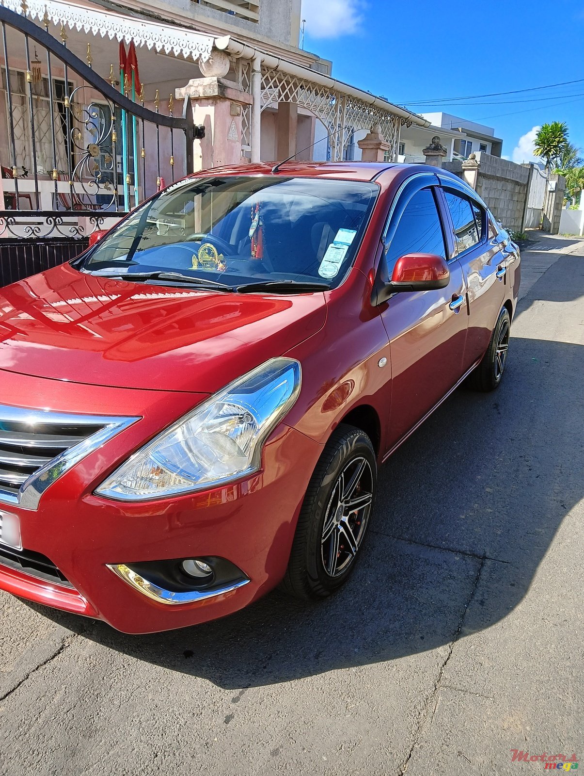 2016' Nissan Almera photo #3
