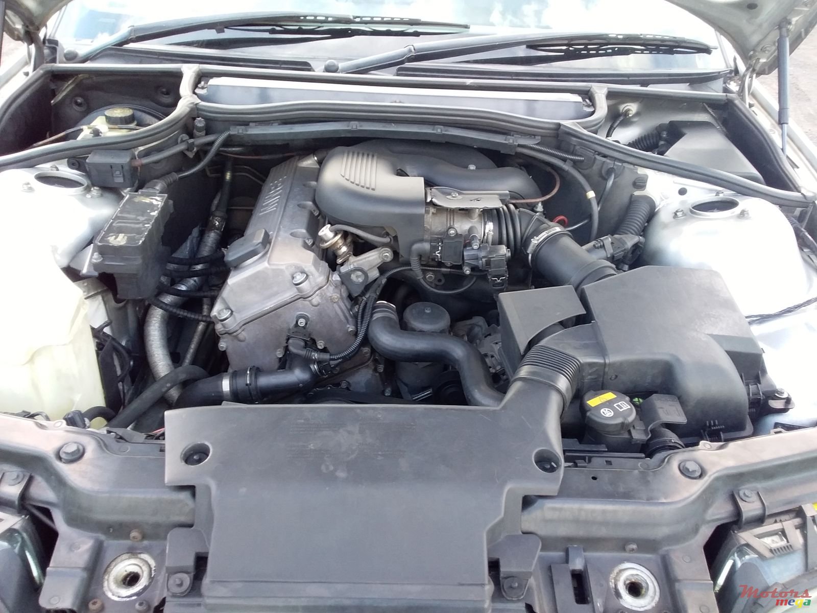 1999' BMW 3 Series E46 2000-2005 photo #3