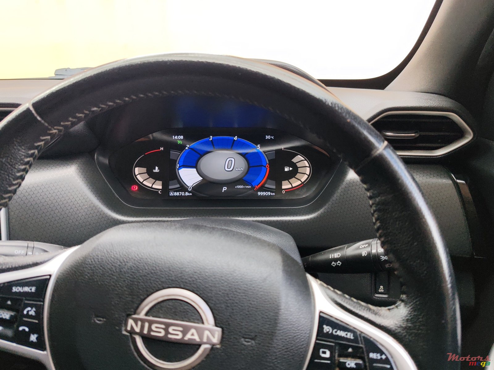 2021' Nissan Expert MAGNITE ACENTA PLUS TURBO CVT photo #2