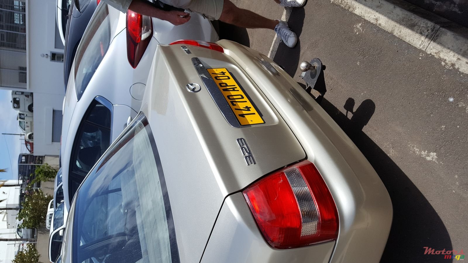 2004' Mazda 323 Glx photo #5