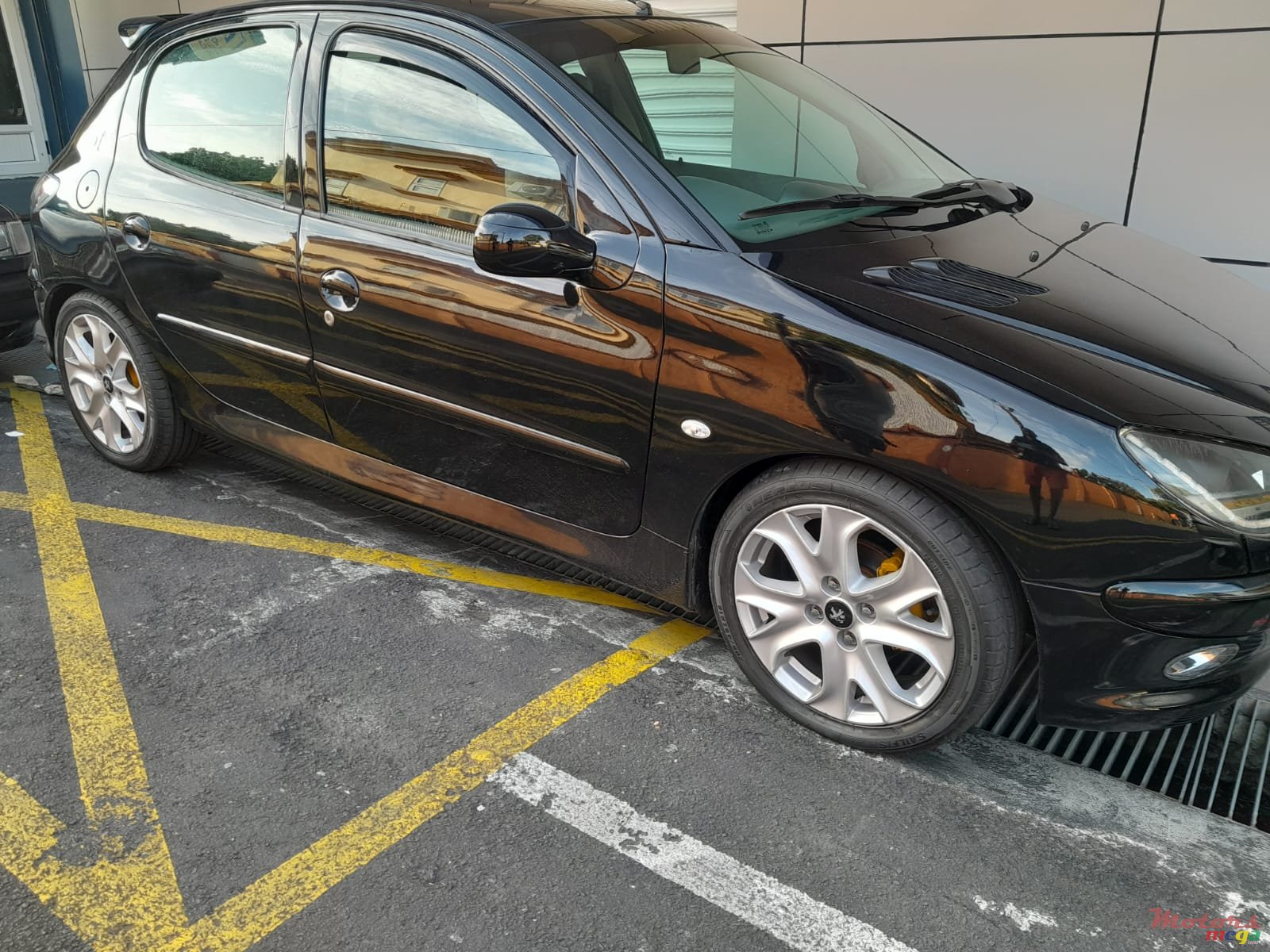 2002' Peugeot 206 photo #2