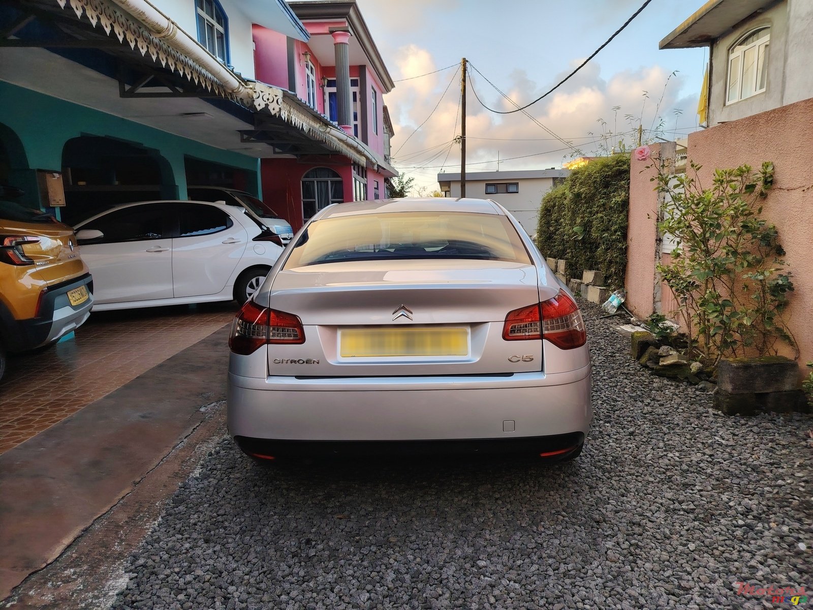 2011' Citroen C5 photo #3