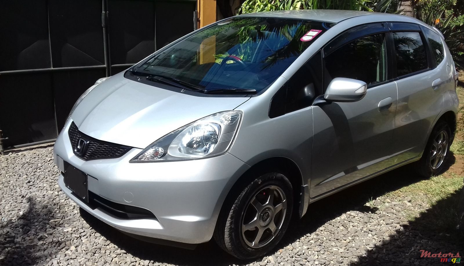 2010' Honda Fit photo #1