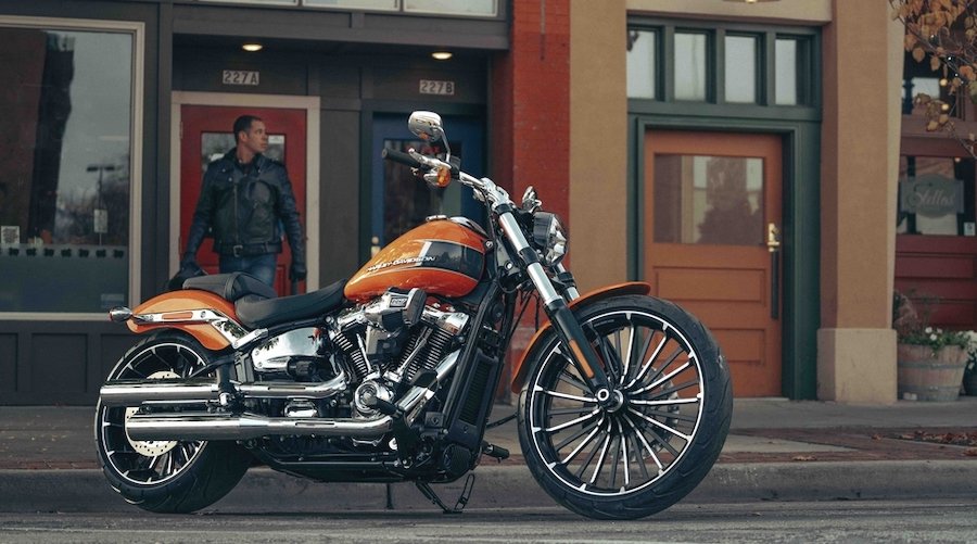 Harley-Davidson Breakout 2023 : le Softail se fait plus Chopper