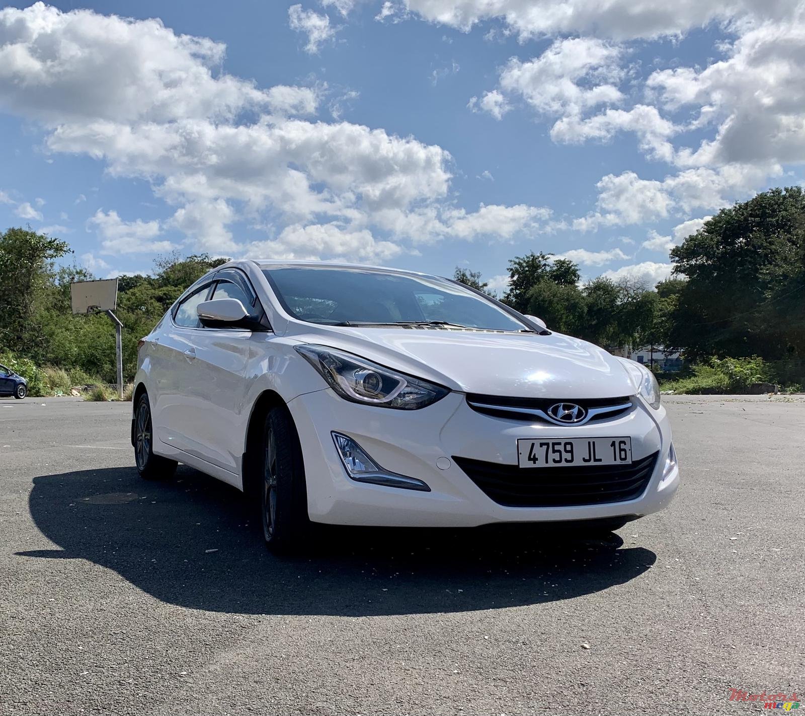 2016' Hyundai Elantra GLS photo #1