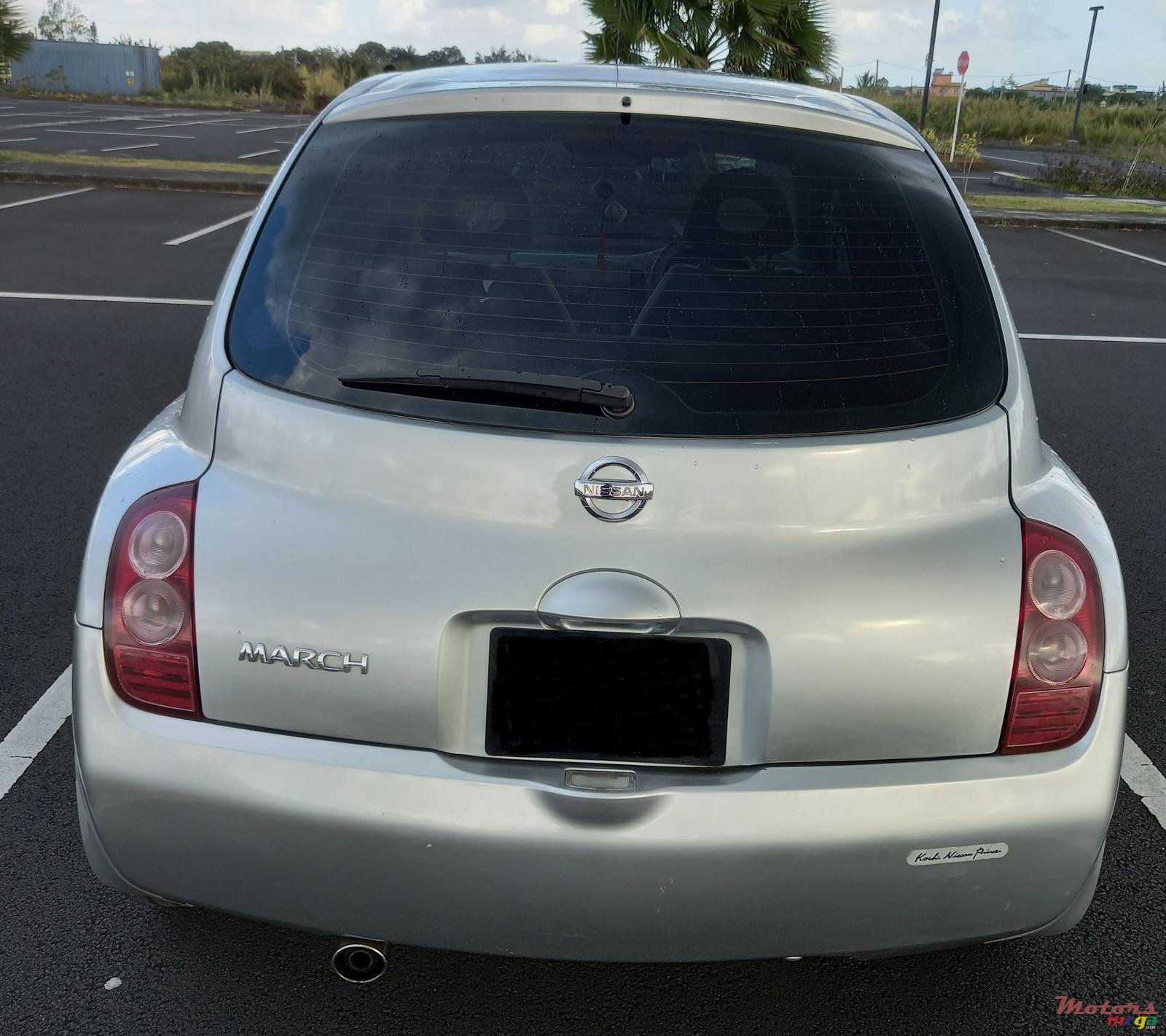 2002' Nissan March photo #7