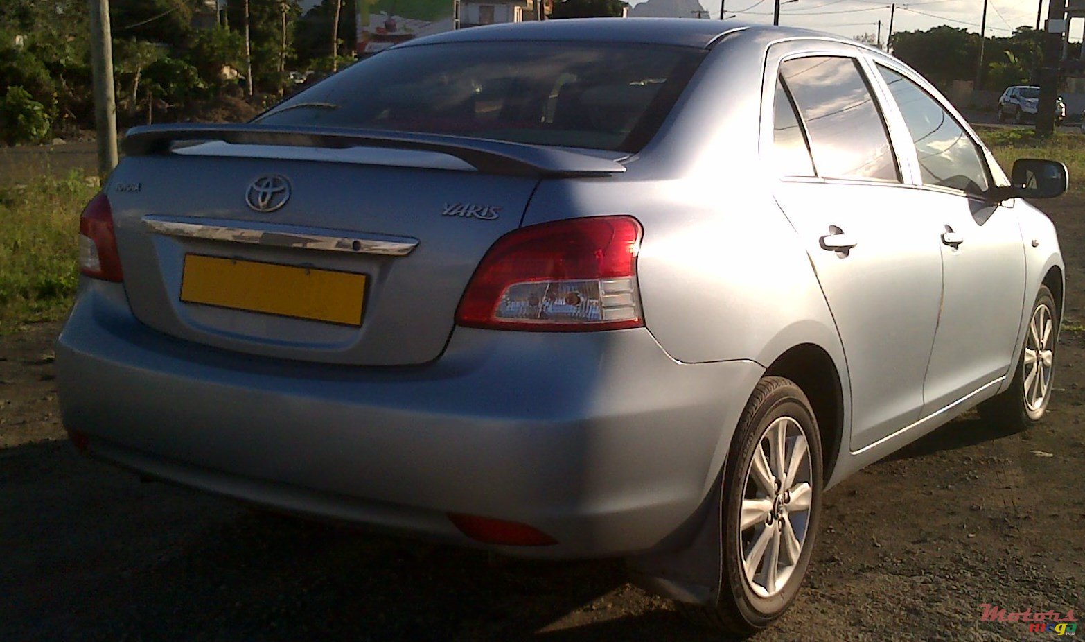 2009' Toyota Yaris photo #1