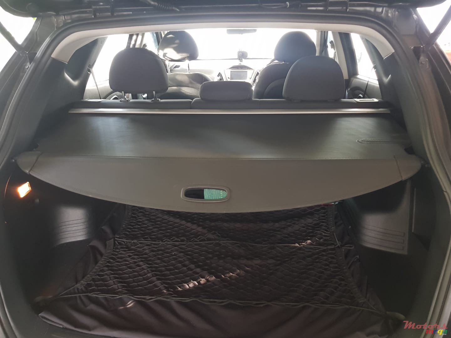 2011' Hyundai ix35 photo #6