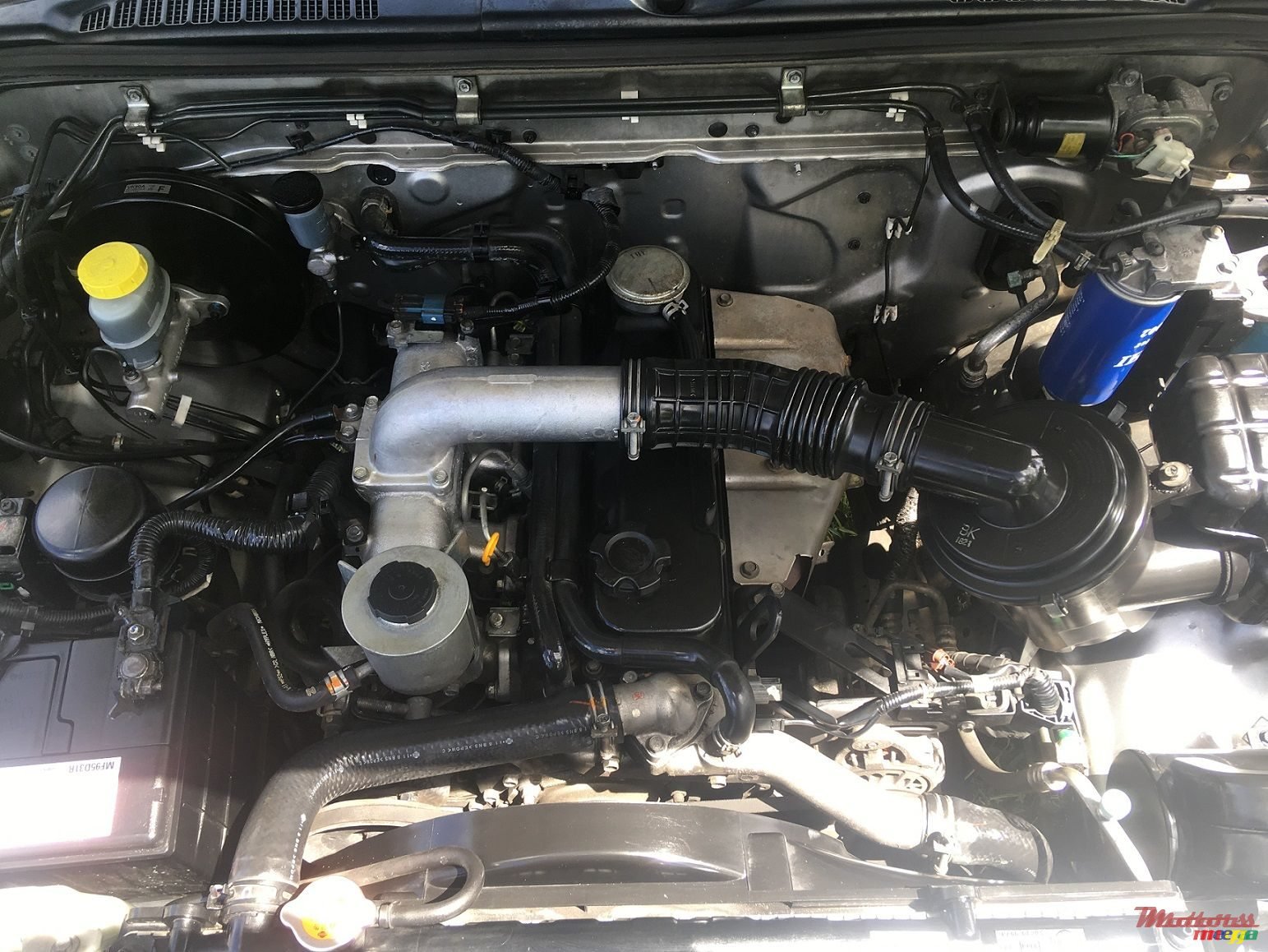 2011' Nissan Navara JAPAN photo #6