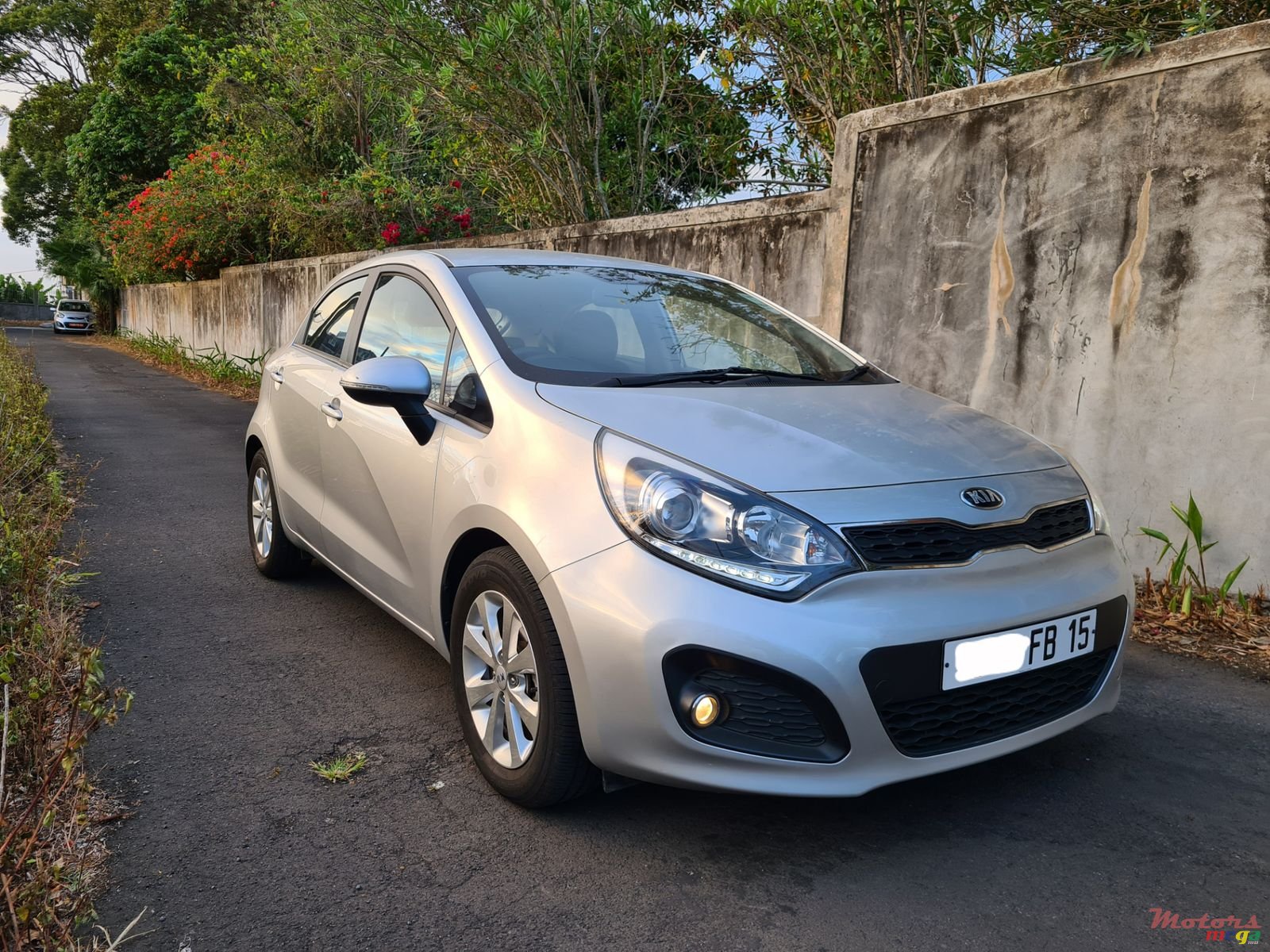 2015' Kia Rio Automatic photo #3