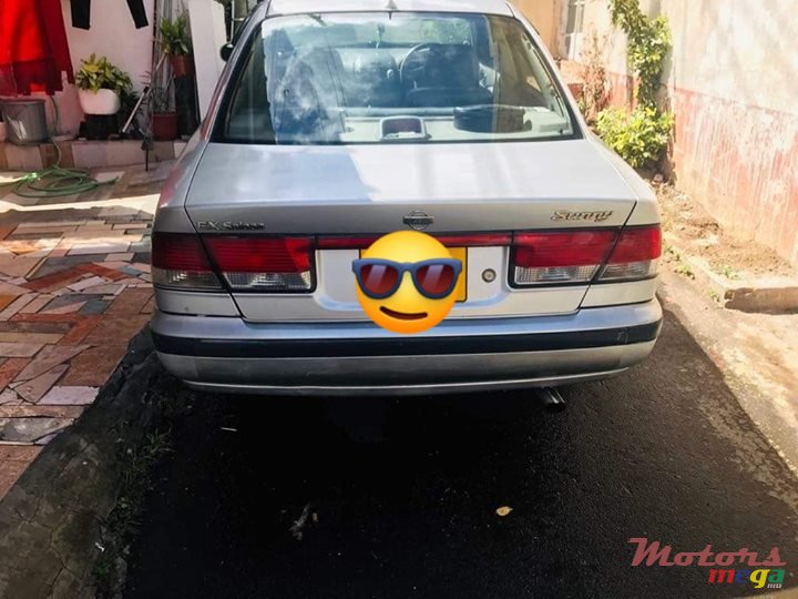 2001' Nissan Sunny photo #7