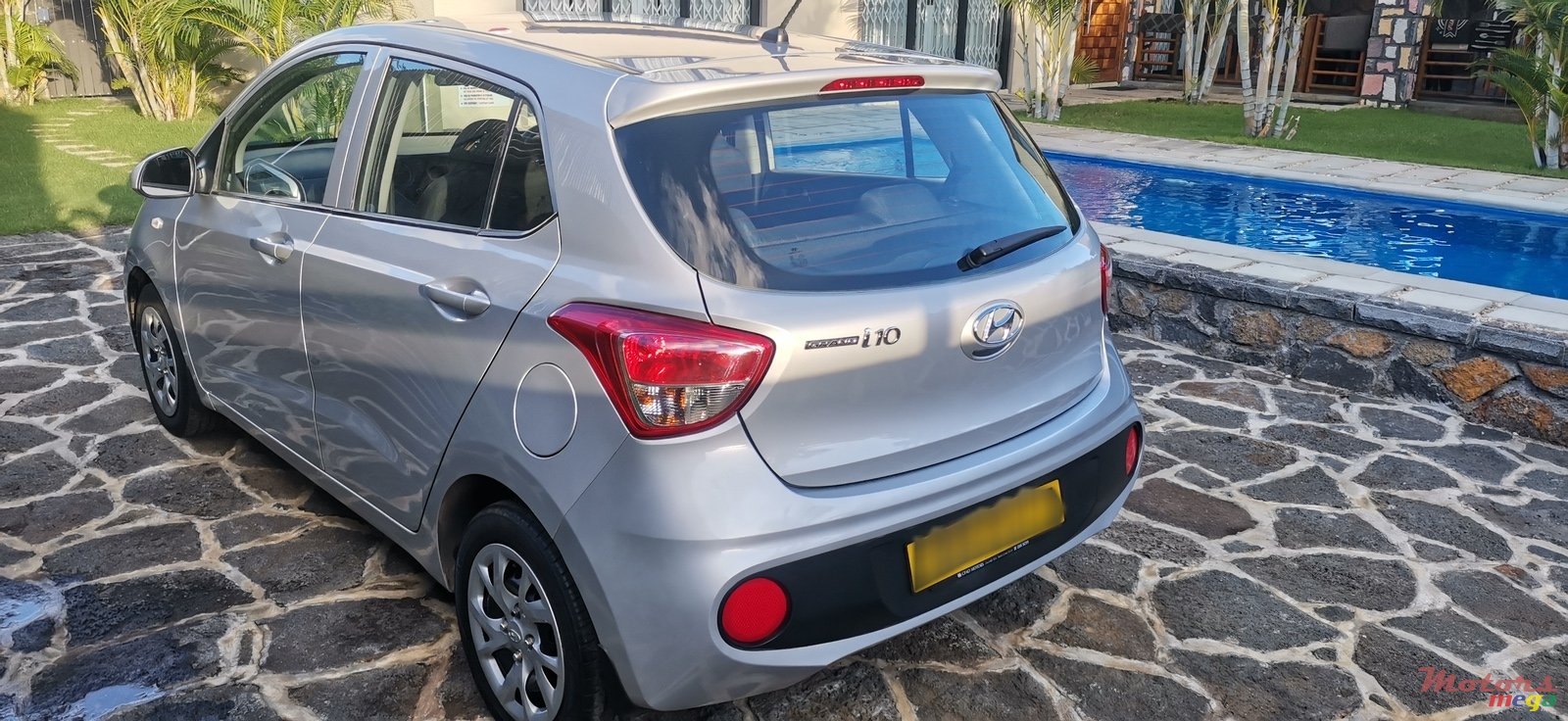 2017' Hyundai i10 Grand i10 photo #5