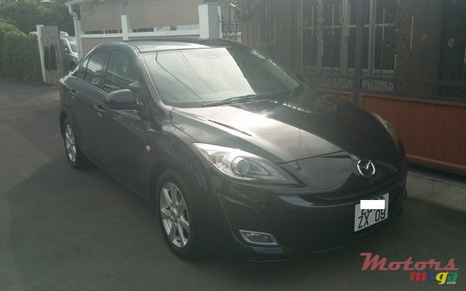 2009' Mazda Axela New model photo #1