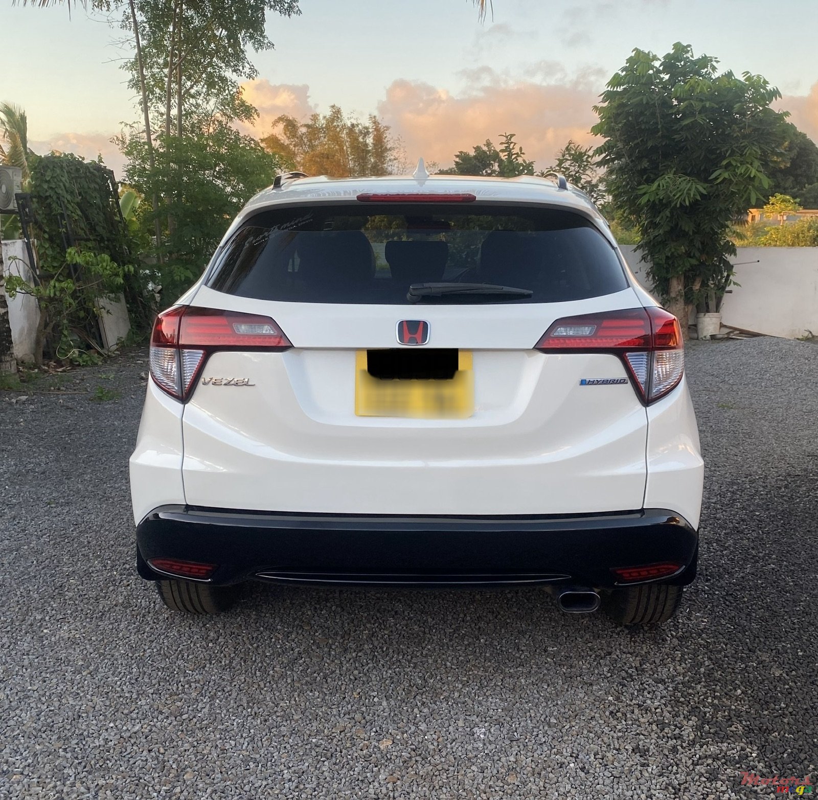 2014' Honda Vezel photo #2