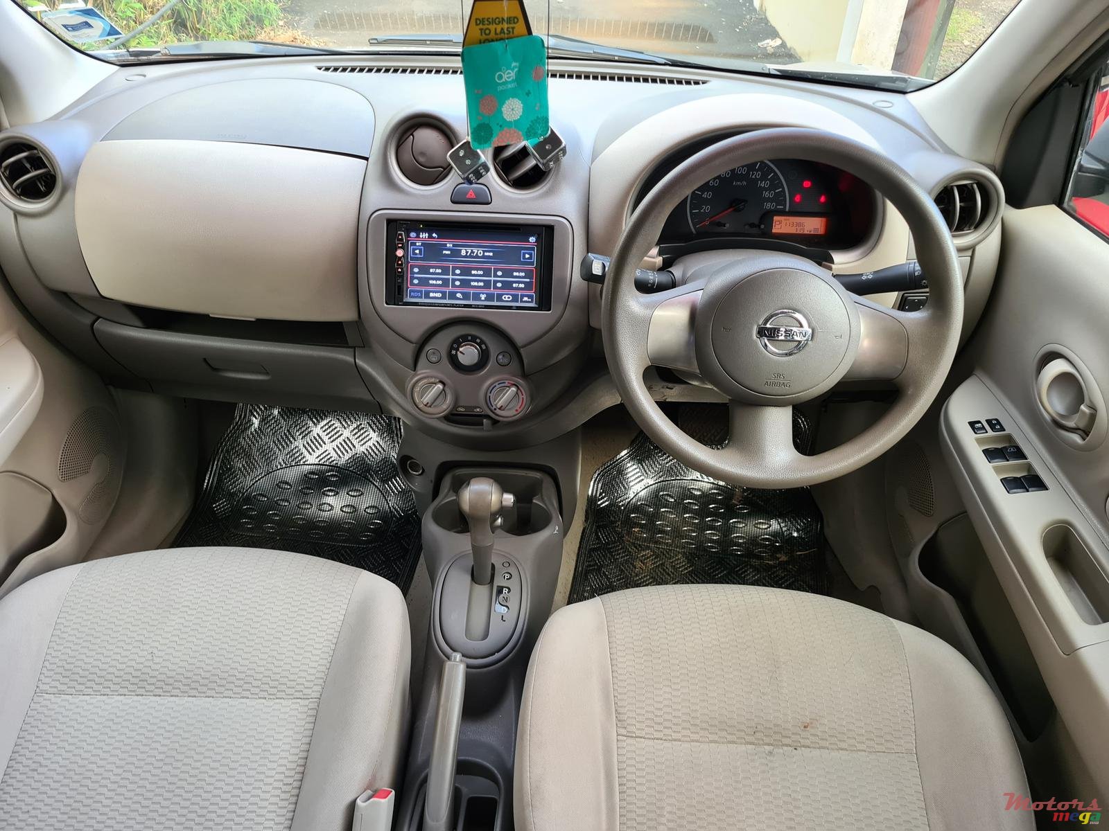 2010' Nissan March Automatic photo #6