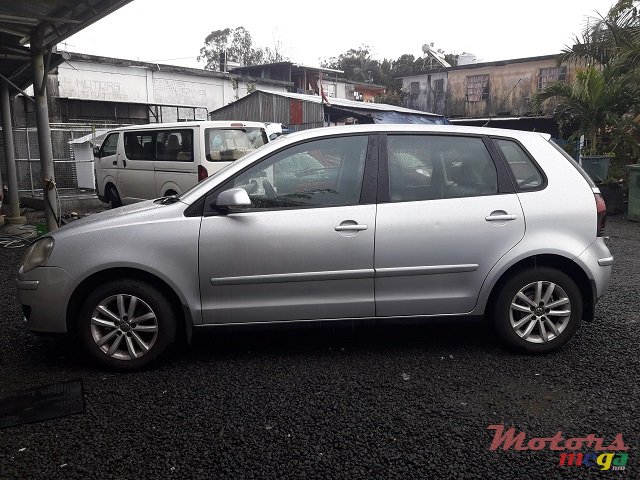 2007' Volkswagen Polo photo #4