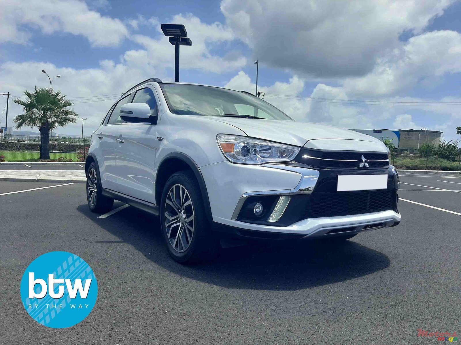 2019' Mitsubishi ASX photo #1
