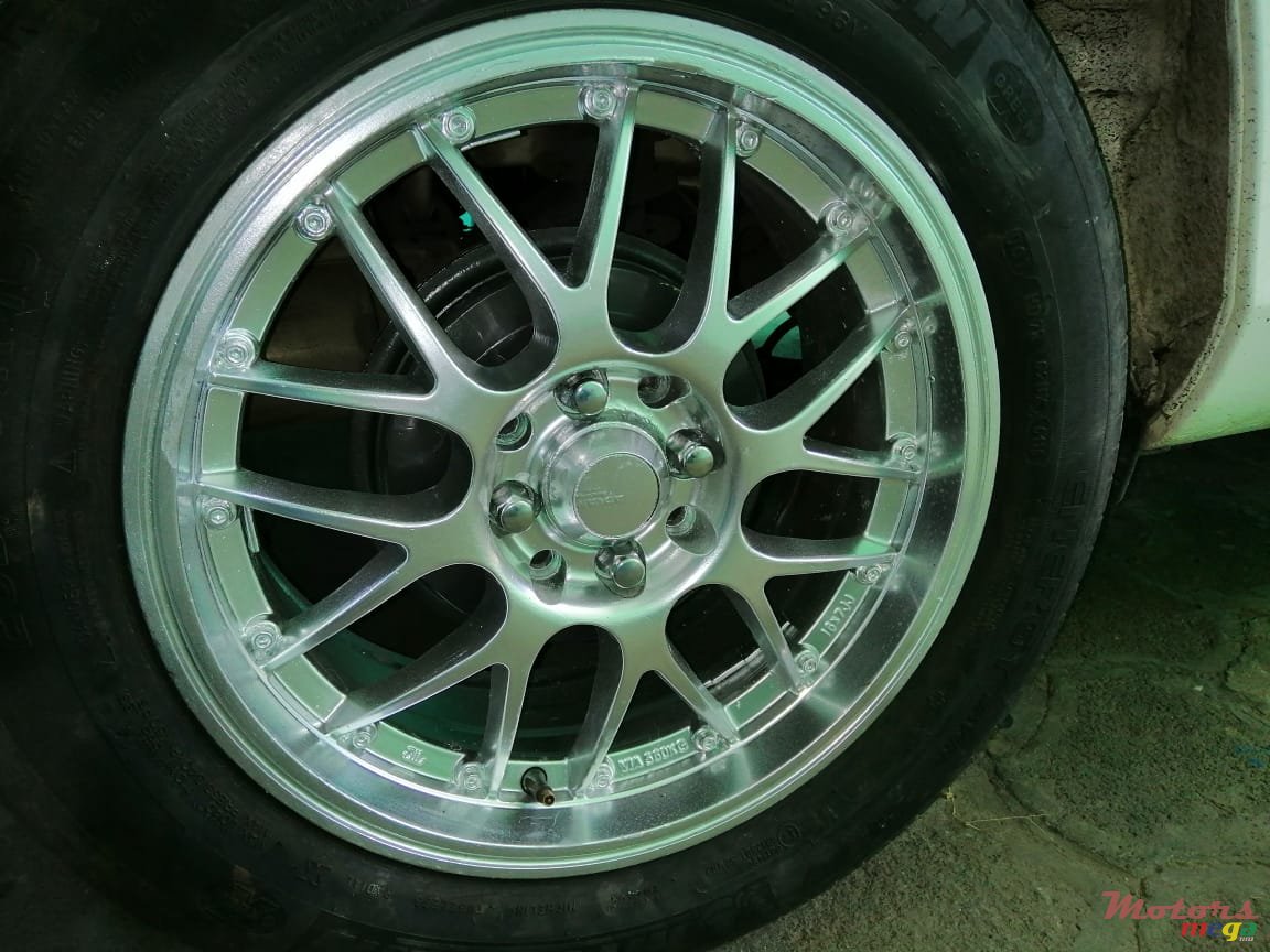 2010' Toyota Axio photo #5