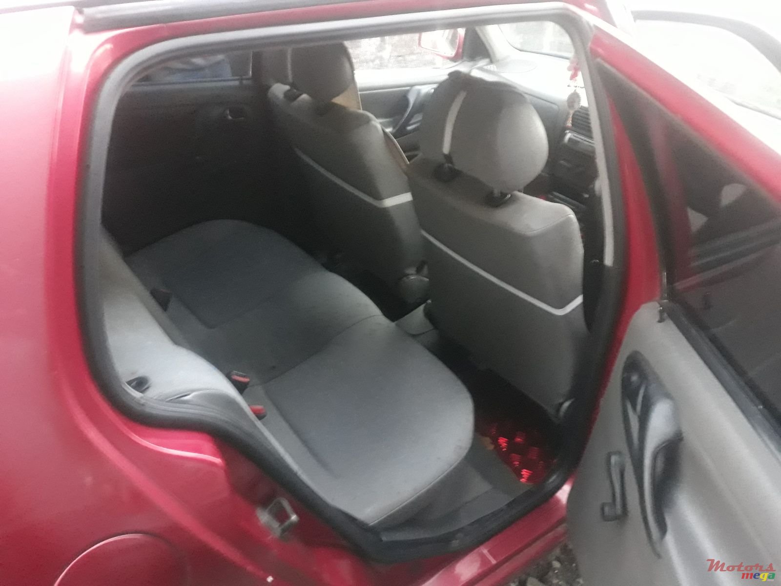 1996' Volkswagen Cross Polo photo #2