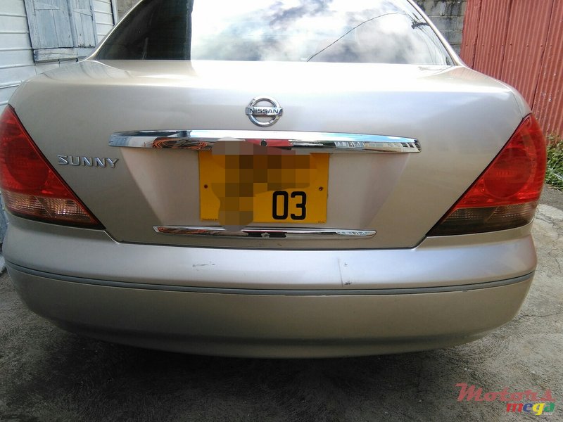 2003' Nissan Sunny photo #2