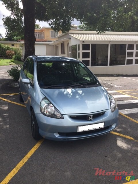 2005' Honda Fit photo #1