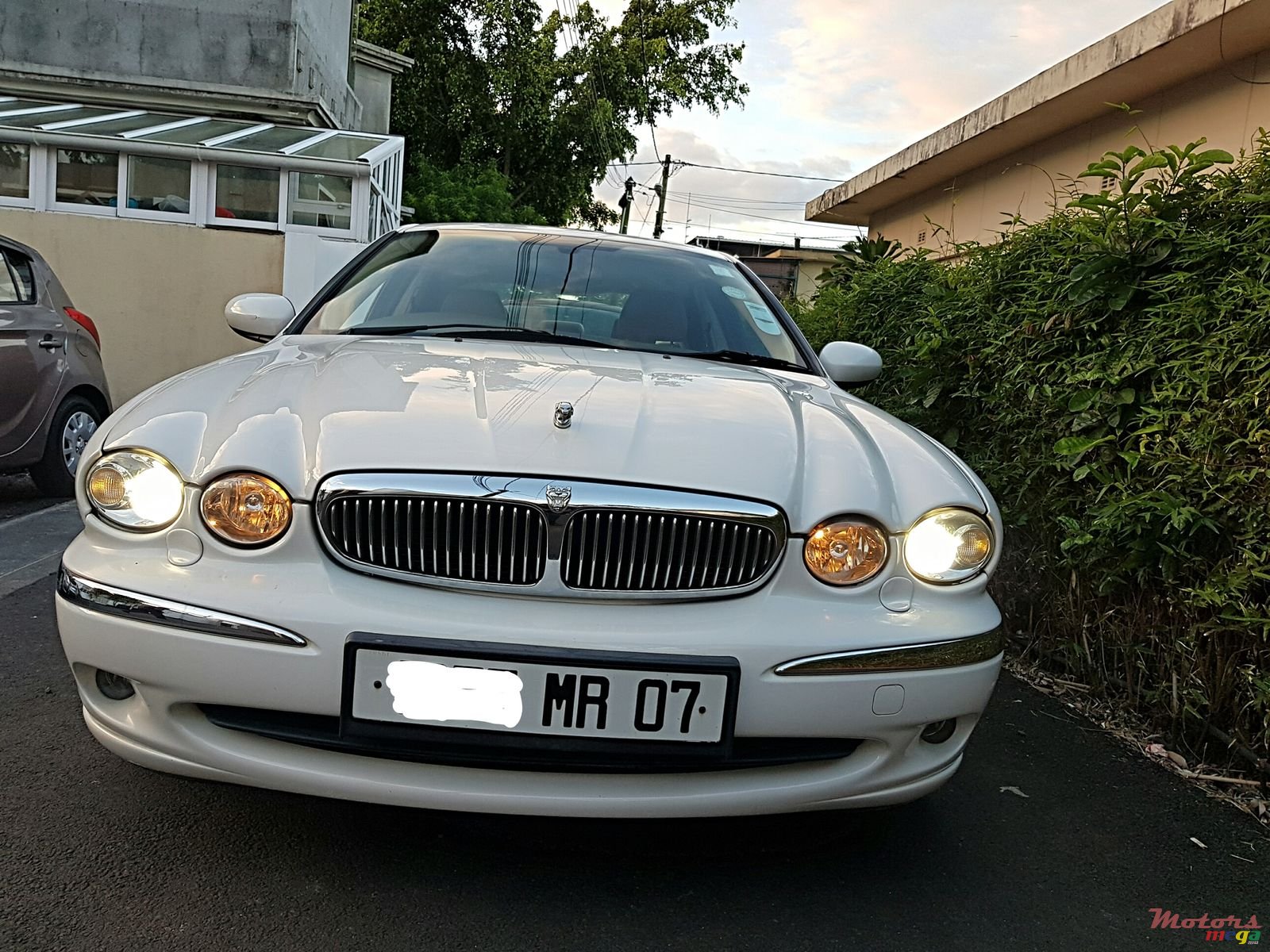 2007' Jaguar X-Type Automatic photo #3