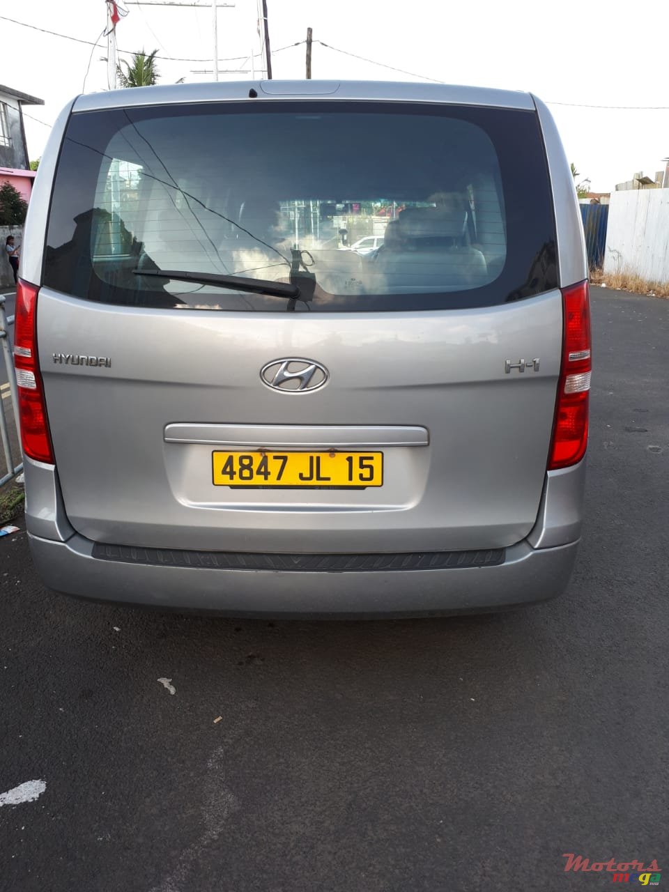 2015' Hyundai H-1 GLS photo #2