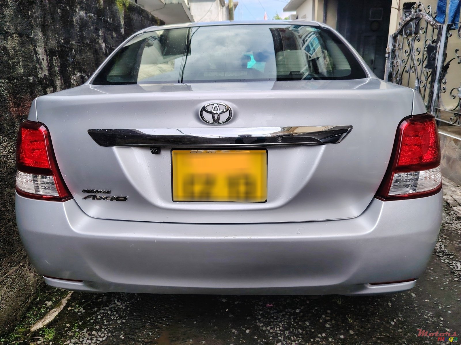 2013' Toyota Axio Automatic photo #6