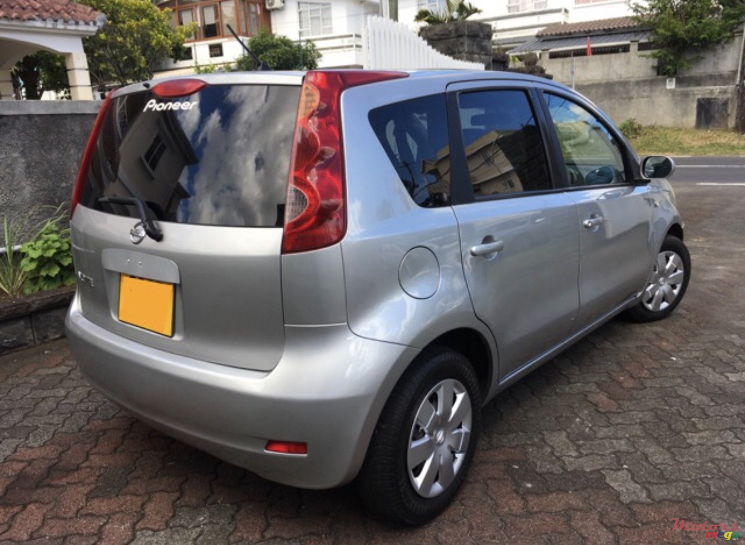 2007' Nissan Note photo #4