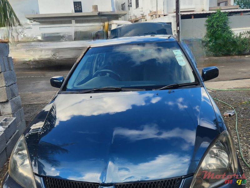2007' Mitsubishi Lancer GLX photo #3