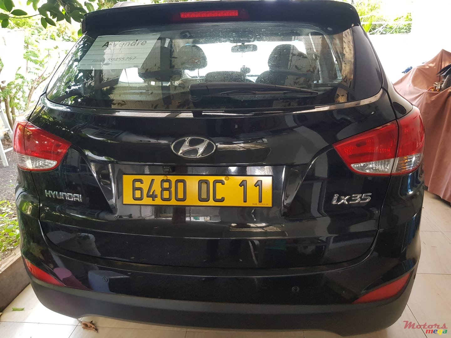 2011' Hyundai ix35 photo #2