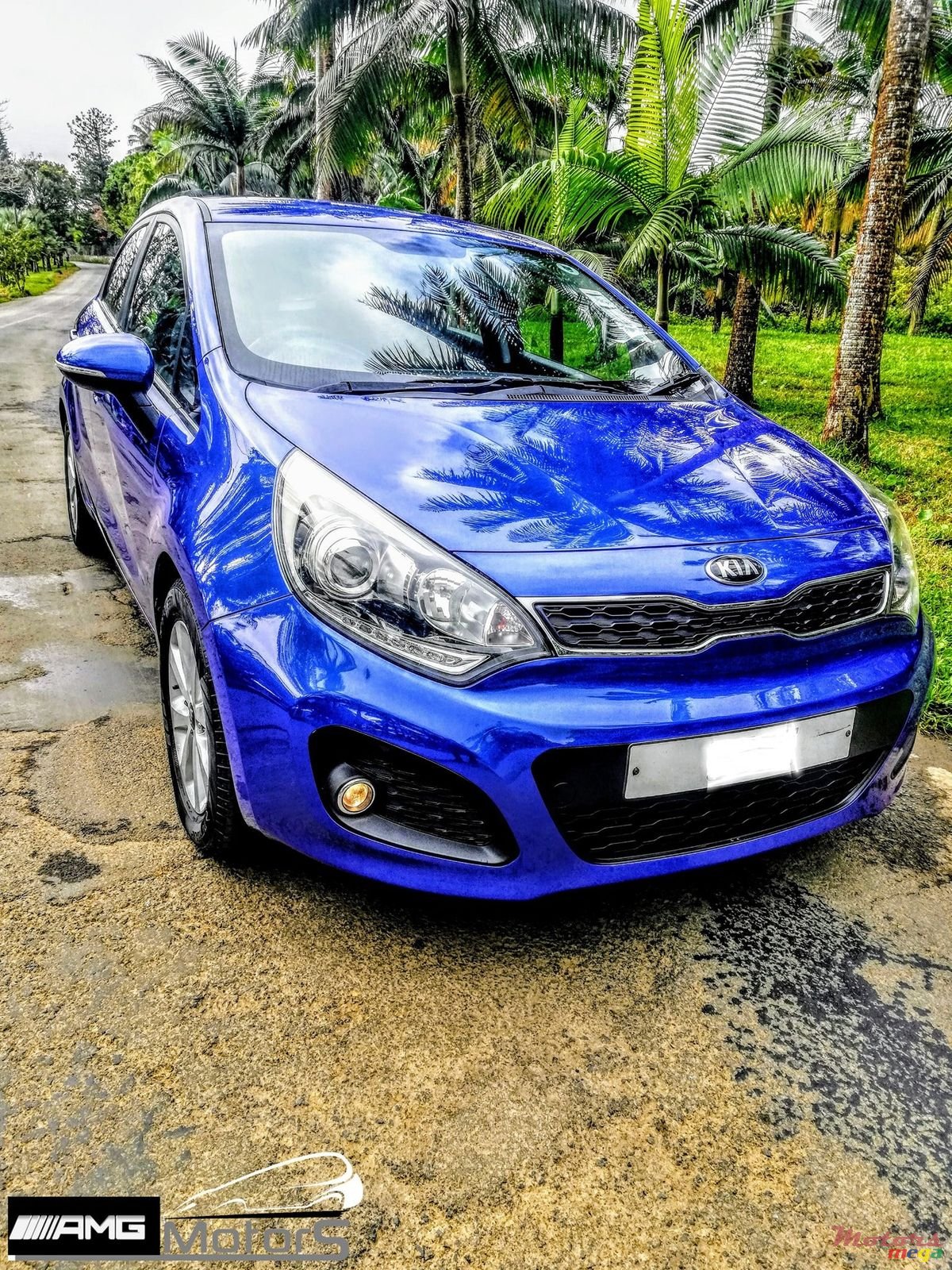 2012' Kia Rio photo #1