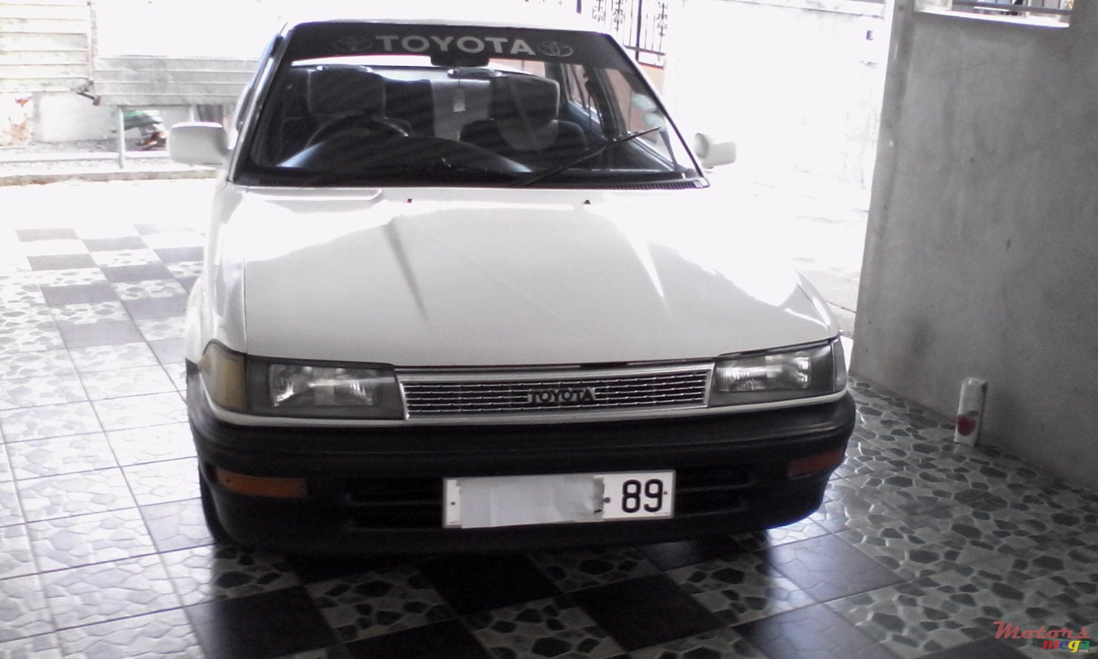 1989' Toyota photo #3