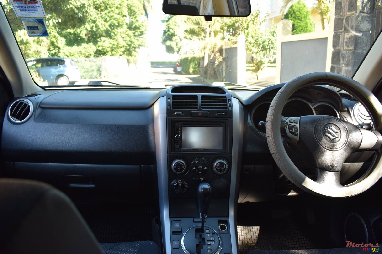 2008' Suzuki Grand Vitara photo #2