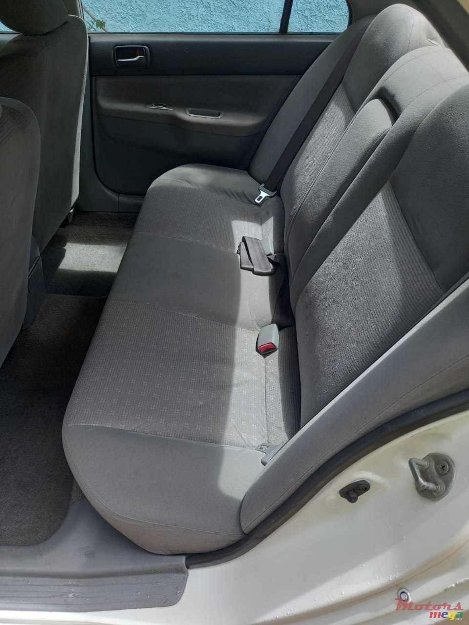 2005' Mitsubishi Lancer photo #6