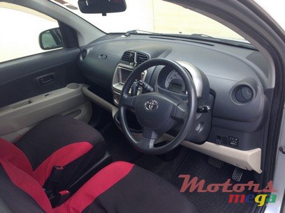 2008' Toyota Paseo Passo photo #5