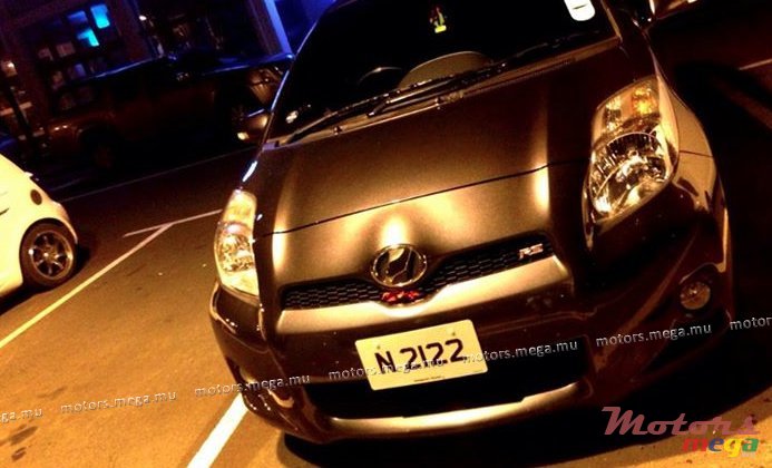 2010' Toyota Yaris RS photo #1