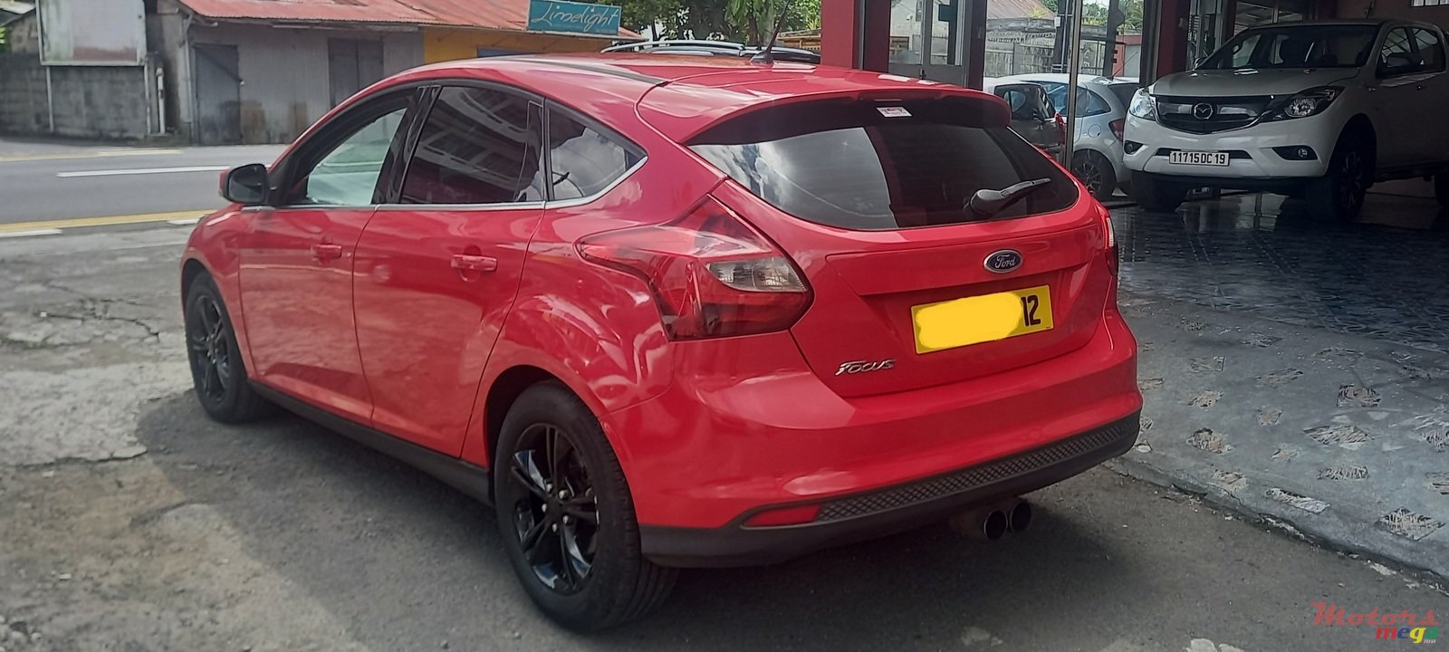 2012' Ford Focus photo #3