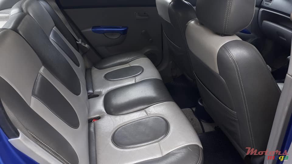 2005' Kia Picanto photo #6