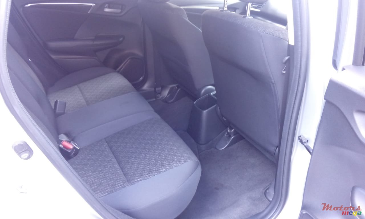 2017' Honda FIT USA photo #2