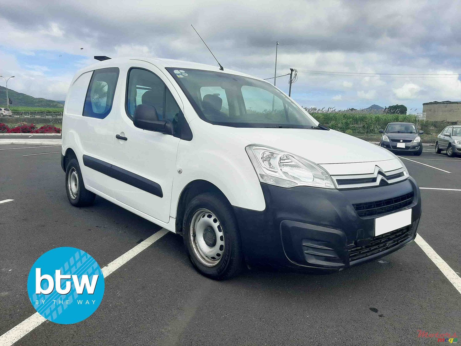 2016' Citroen Berlingo photo #1