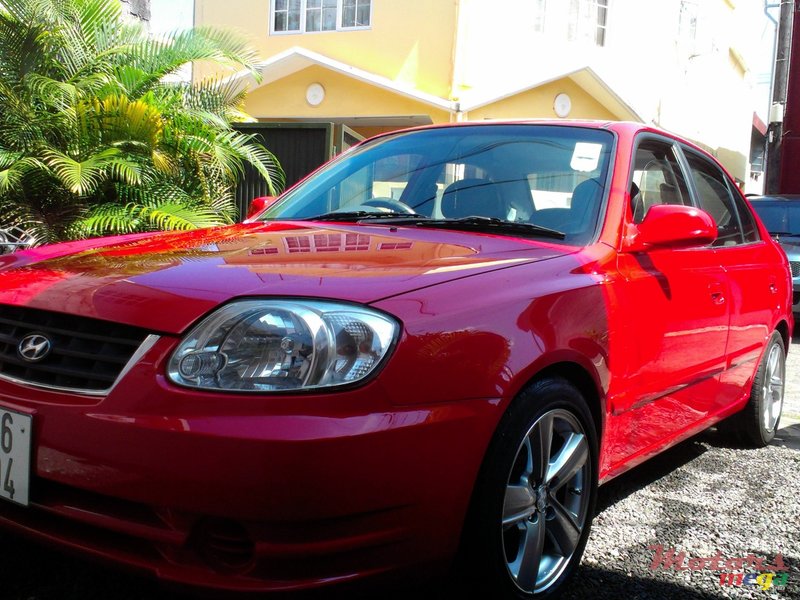 2004' Hyundai Accent photo #1