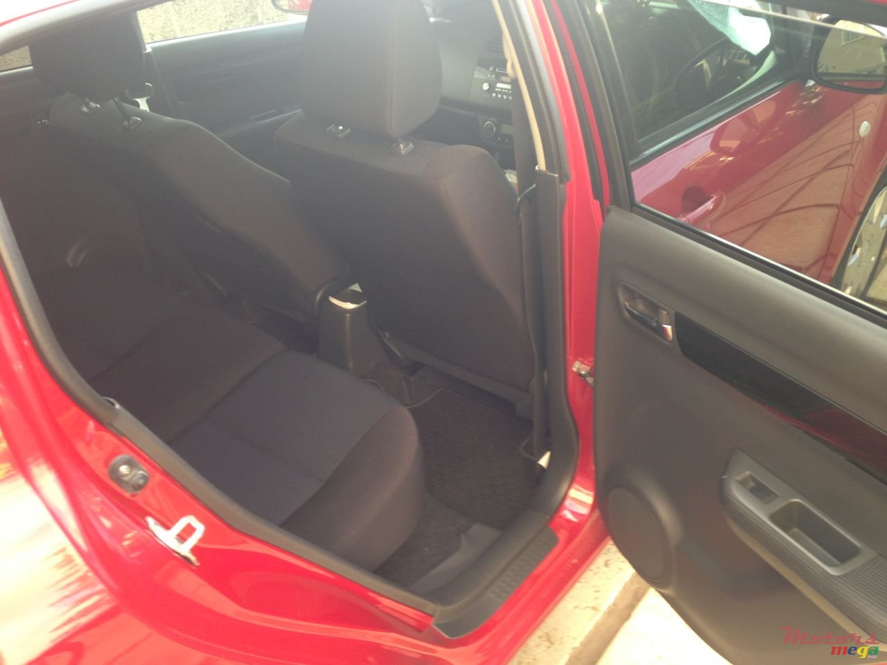 2006' Suzuki Swift photo #4