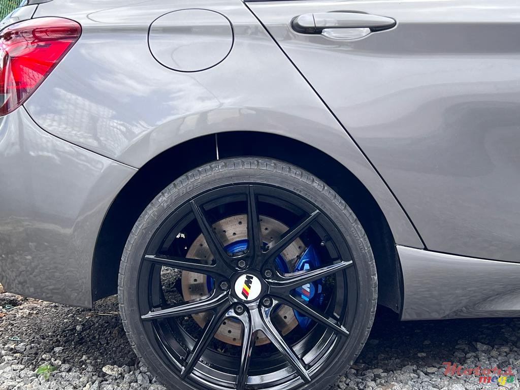 2012' BMW 120 photo #7