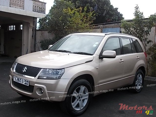 2006' Suzuki Grand Vitara photo #2