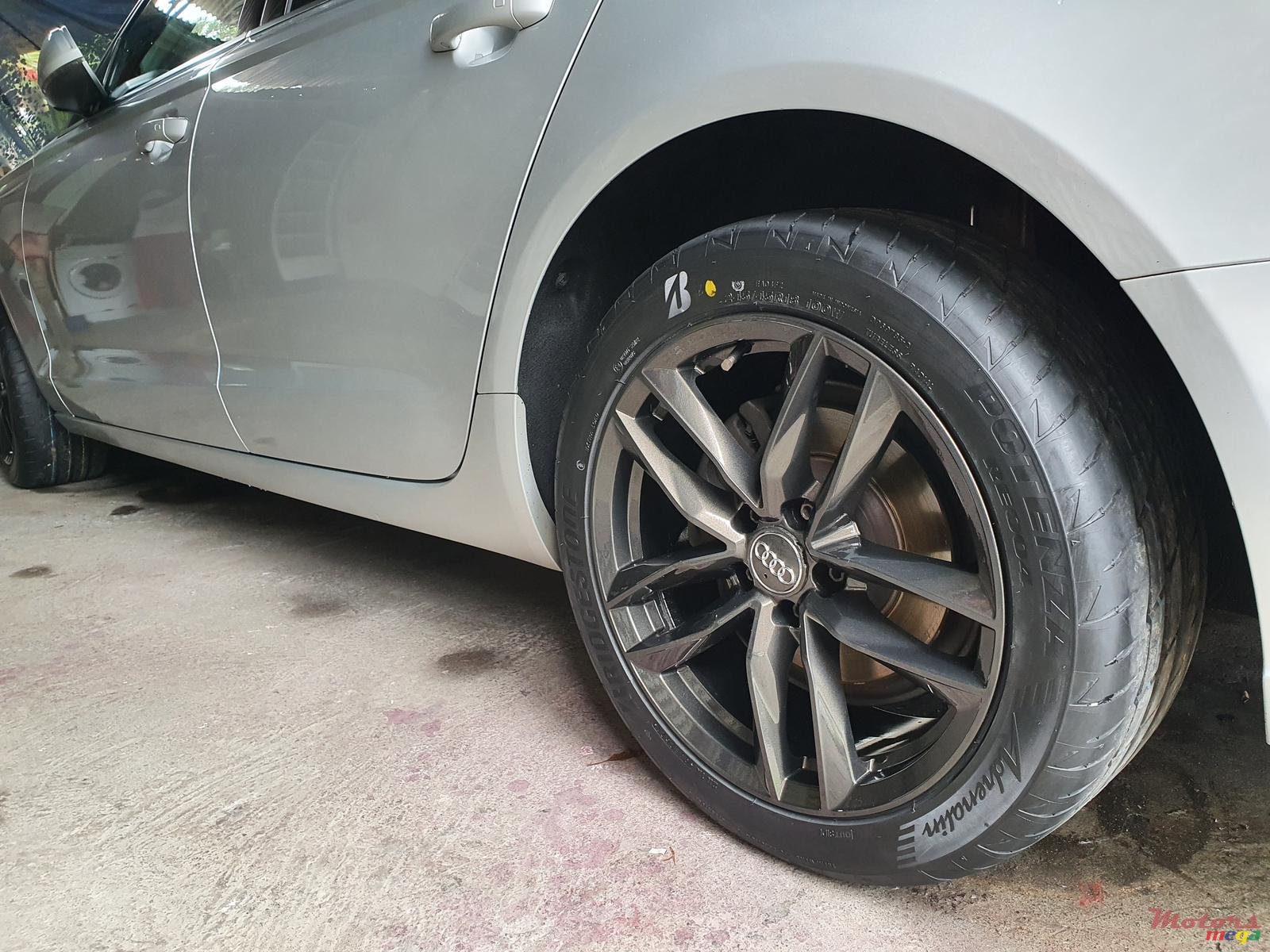 2012' Audi A6 With private number photo #5