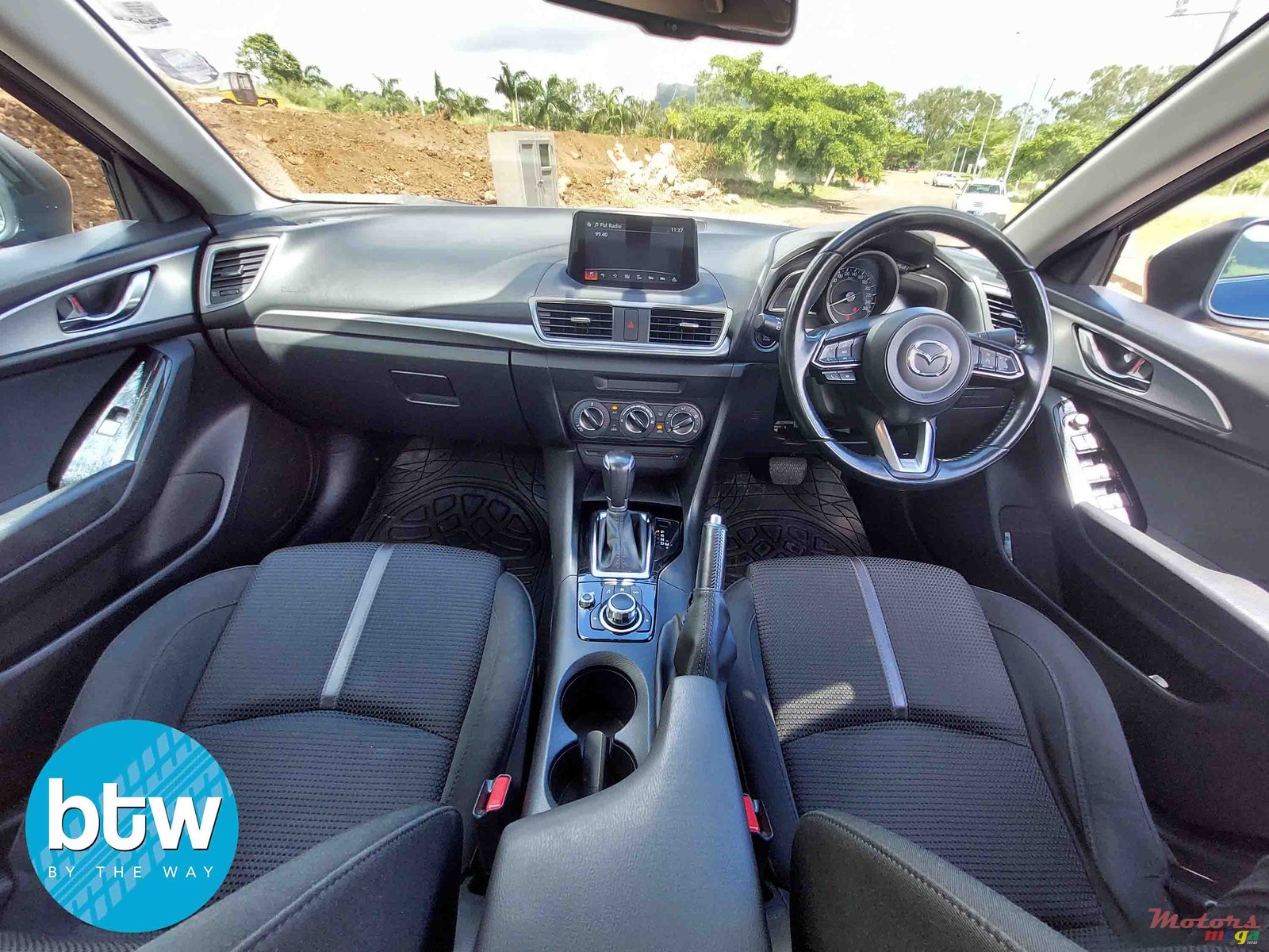 2018' Mazda 3 photo #6