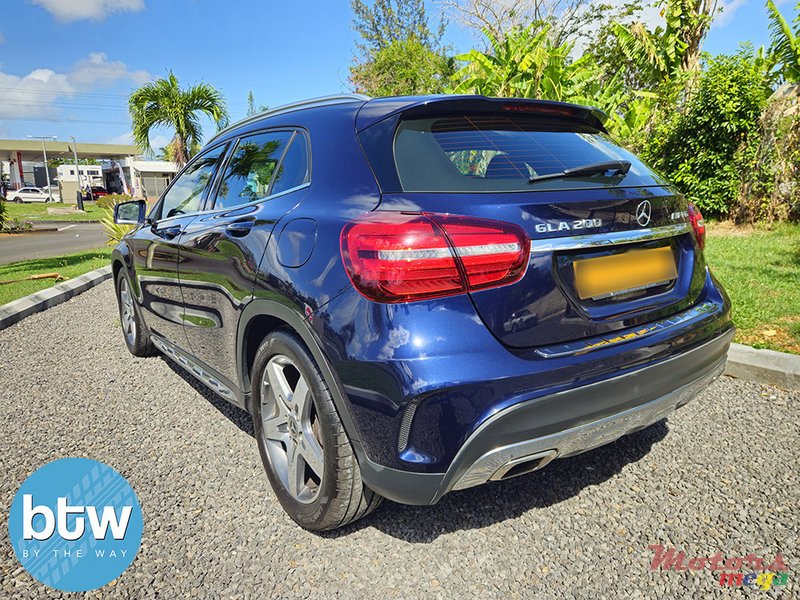 2018' Mercedes-Benz GLA 180 AMG photo #3